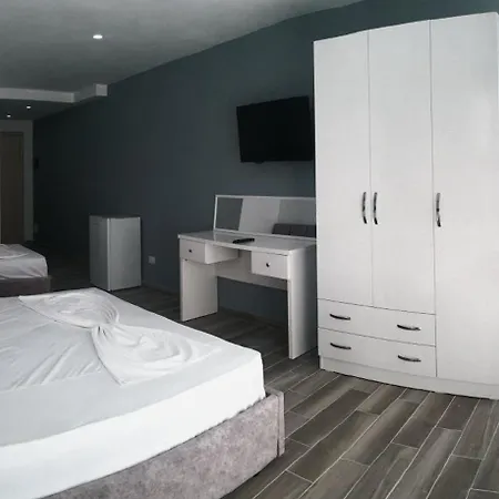 فندق Klebrido And Restaurant دراس