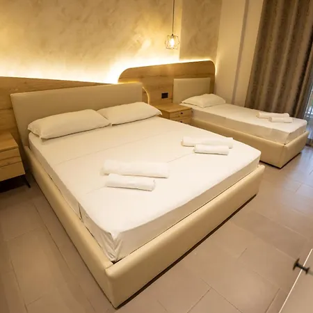 فندق Klebrido And Restaurant 3*