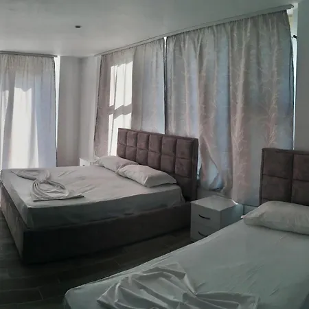 Klebrido And Restaurant 3* Durrës