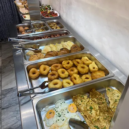 ホテル Klebrido And Restaurant ドゥラス