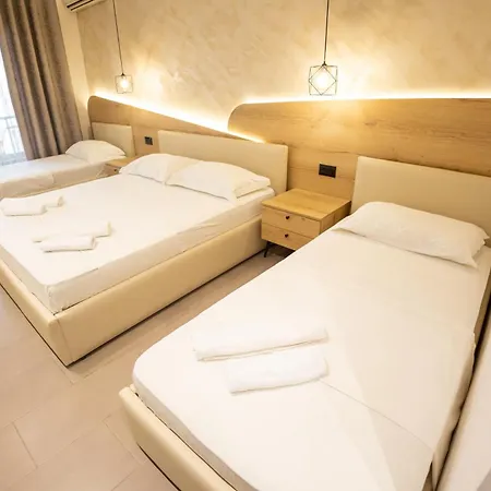 Klebrido And Restaurant ホテル 3*