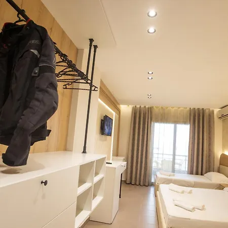 ホテル Klebrido And Restaurant ドゥラス