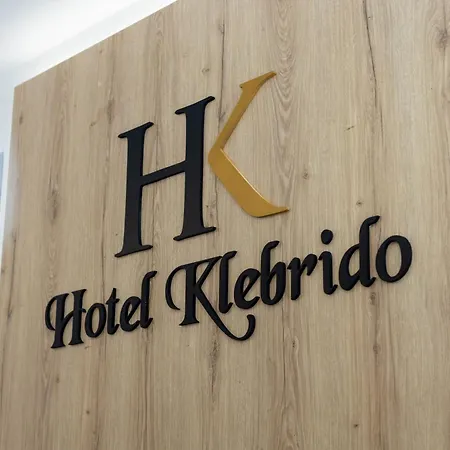 Klebrido And Restaurant فندق