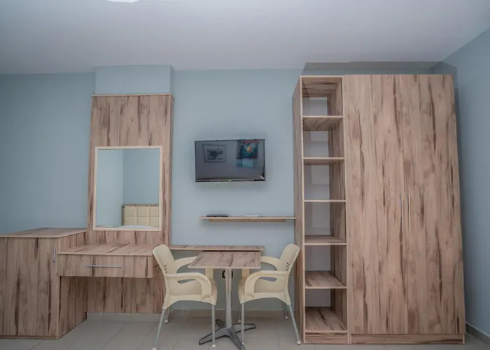 酒店 Klebrido And Restaurant