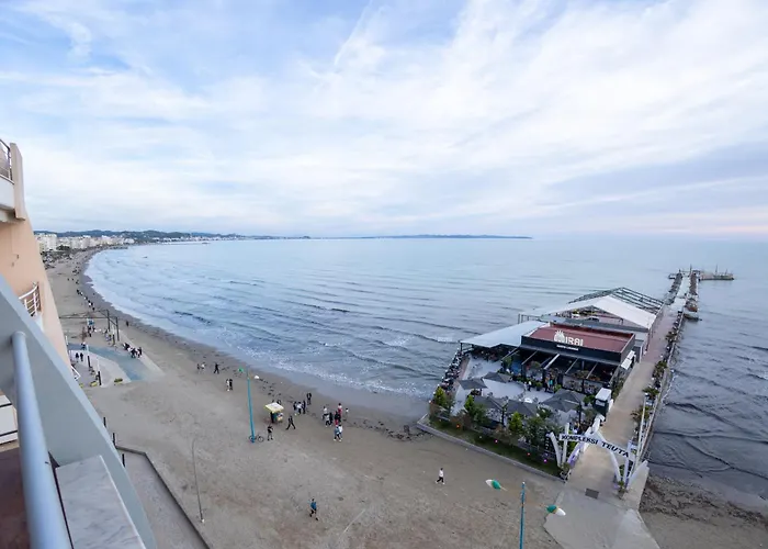 Klebrido And Restaurant 3* Durrës